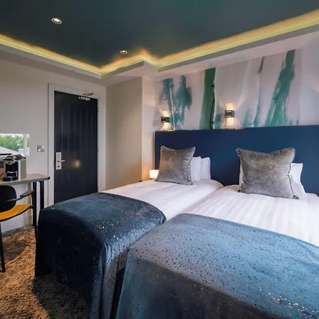 Hotel67 At Gleneagle-3