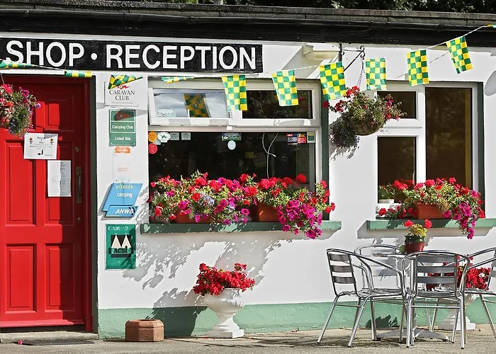 Flemings White Bridge Self-Catering Mobile Home Hire Killarney